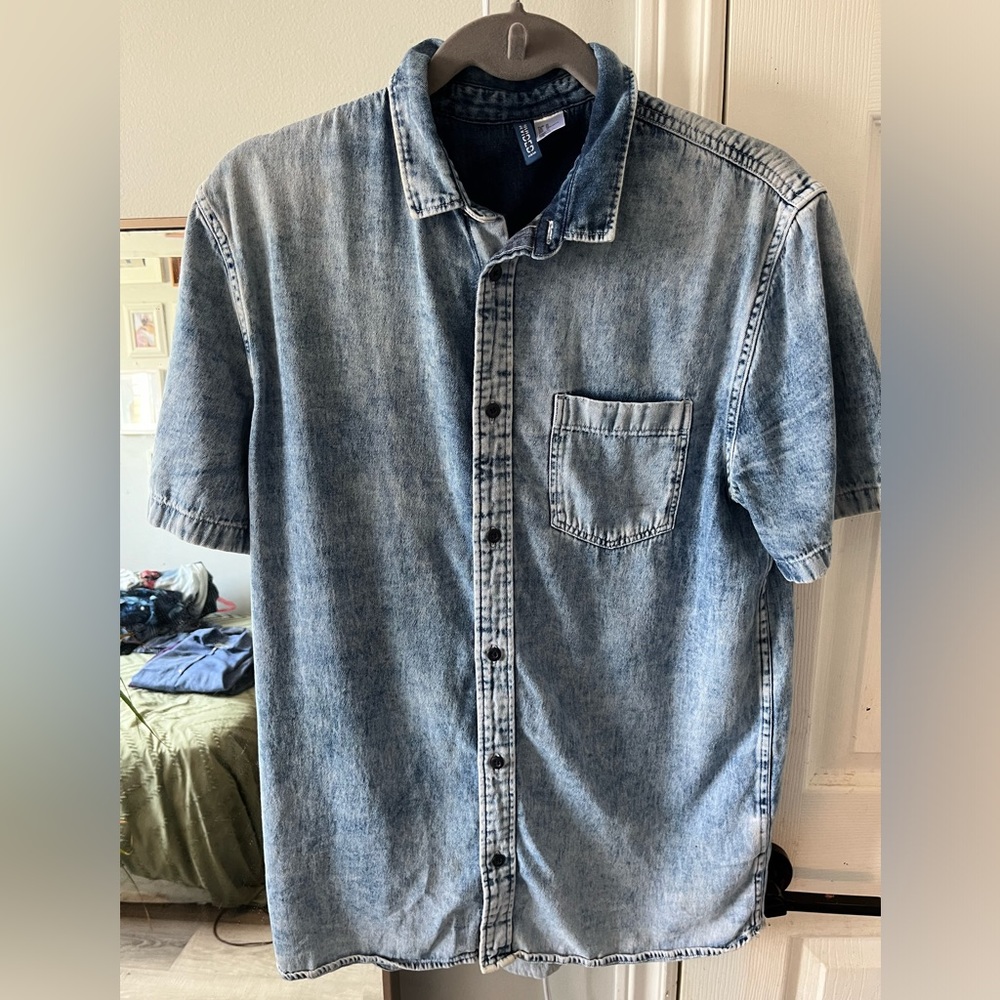 H&M short sleeve denim button up